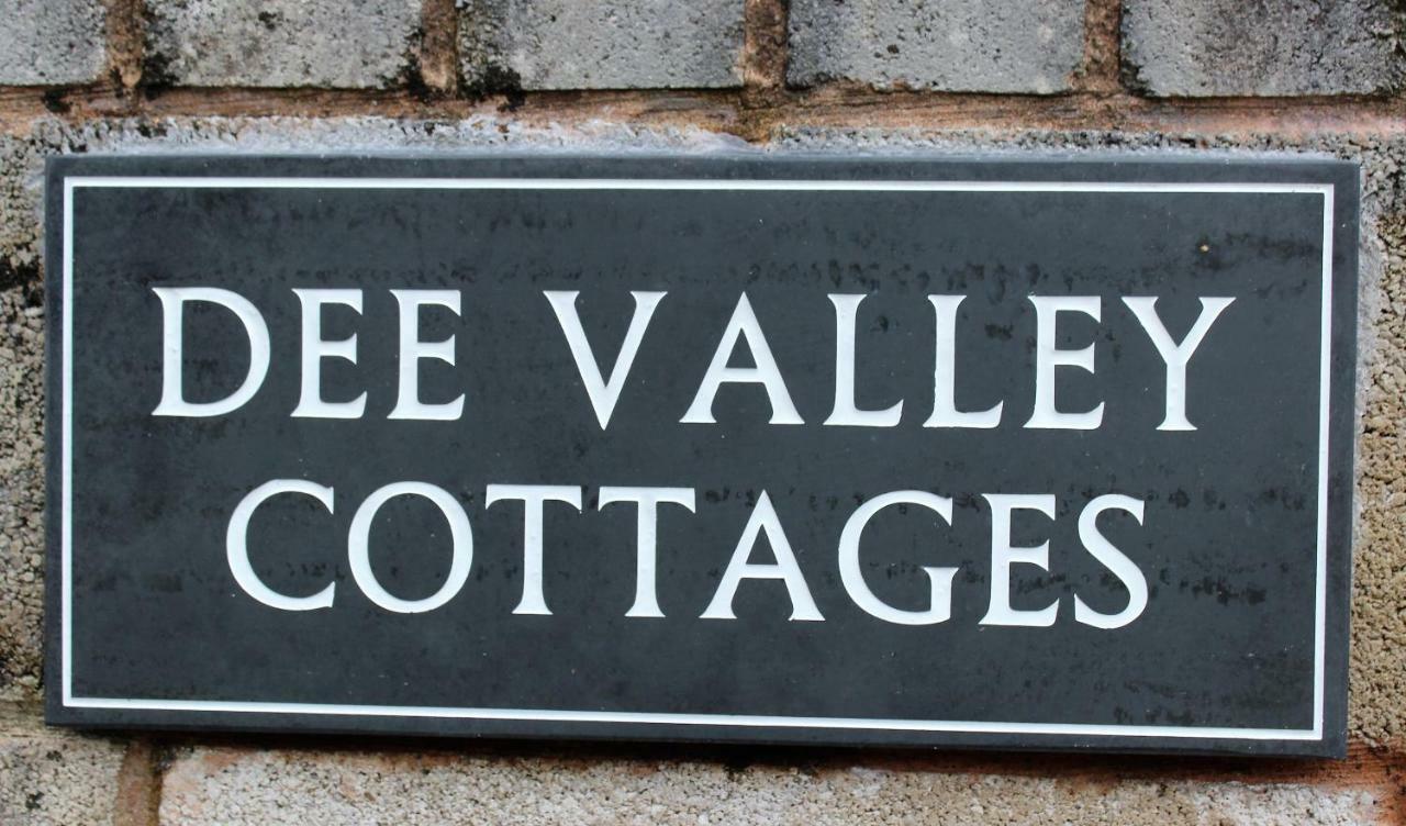 Dee Valley Cottages Llangollen Exteriör bild